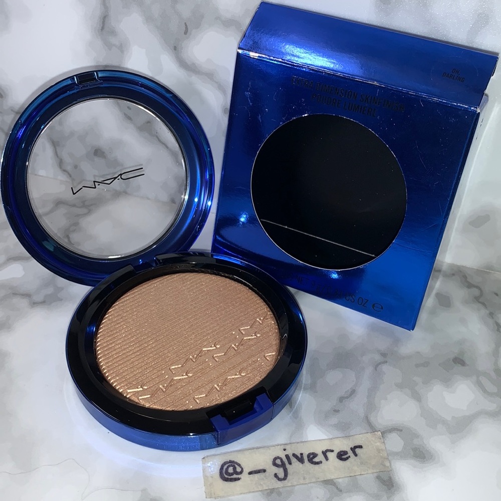 OH, DARLING Extra Dimension Skinfinish MAC Highlighter